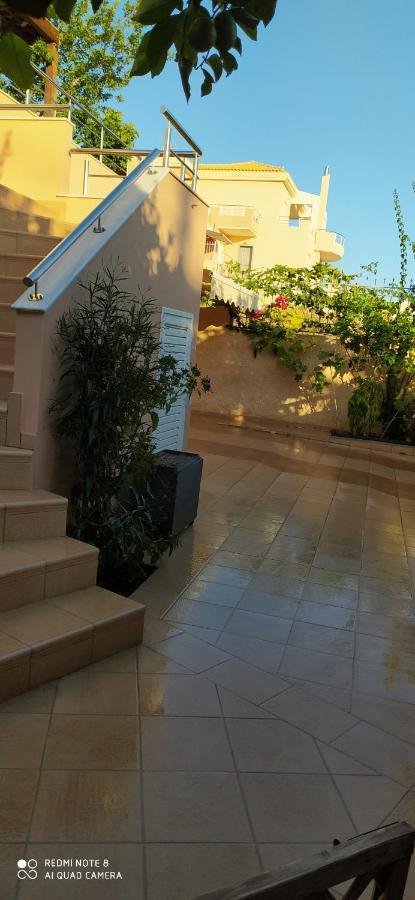 House,1000M From Beach Lagonisi Exteriér fotografie